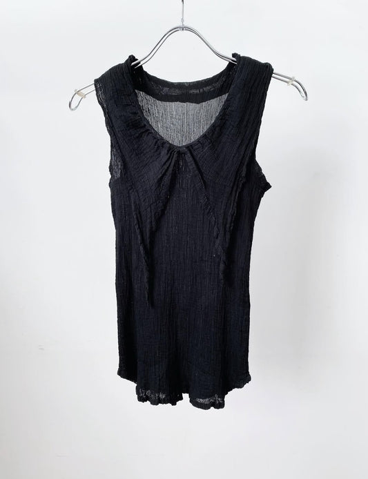 ISSEY MIYAKE ME FW2014 BIG COLLAR PLEATED TANKTOP.