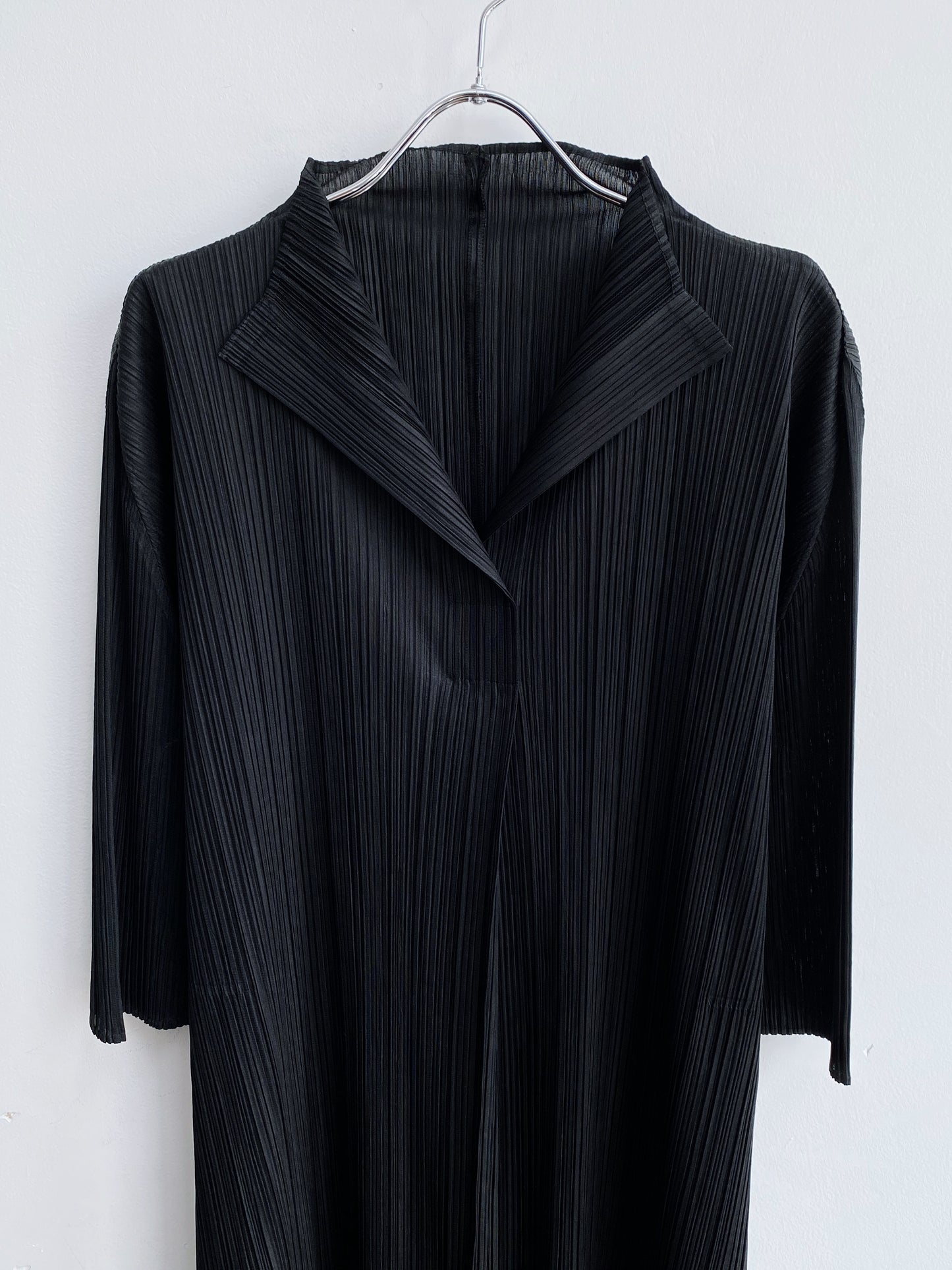 Issey Miyake Pleats Please Spring 2011 Black Top.