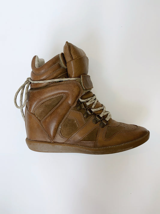 Isabel Marant Bekett Wedge Sneaker – Iconic 2010s Model.