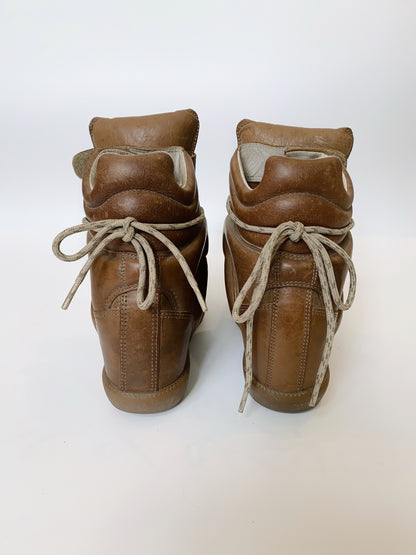 Isabel Marant Bekett Wedge Sneaker – Iconic 2010s Model.