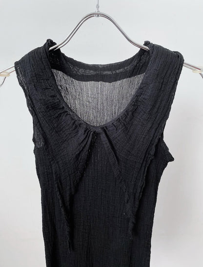 ISSEY MIYAKE ME FW2014 BIG COLLAR PLEATED TANKTOP.