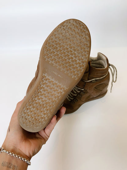 Isabel Marant Bekett Wedge Sneaker – Iconic 2010s Model.