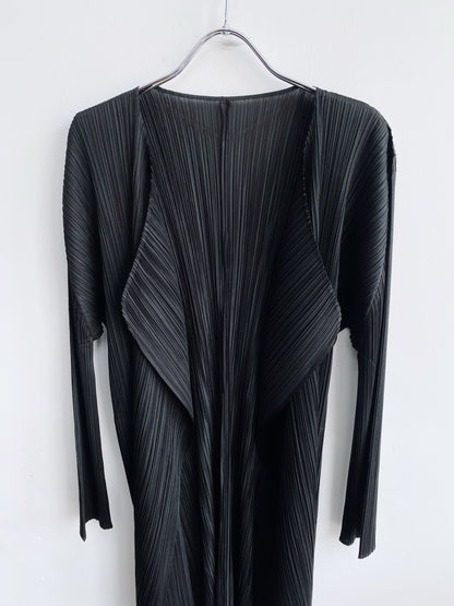 ISSEY MIYAKE PLEATS PEASE FW2014 PLEATED LONG CARDIGAN.