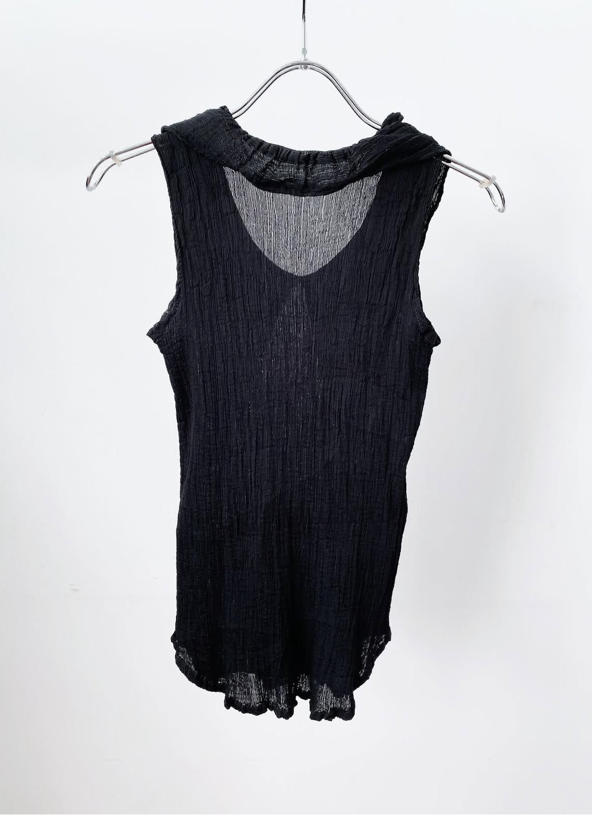 ISSEY MIYAKE ME FW2014 BIG COLLAR PLEATED TANKTOP.